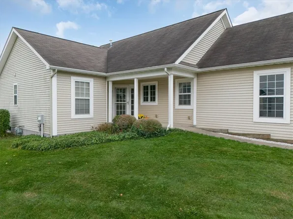 6144 Patriot Dr, Ontario, NY 14519