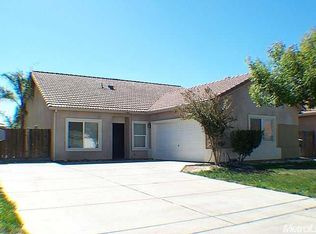 992 Hackett Rd, Ceres, CA 95307