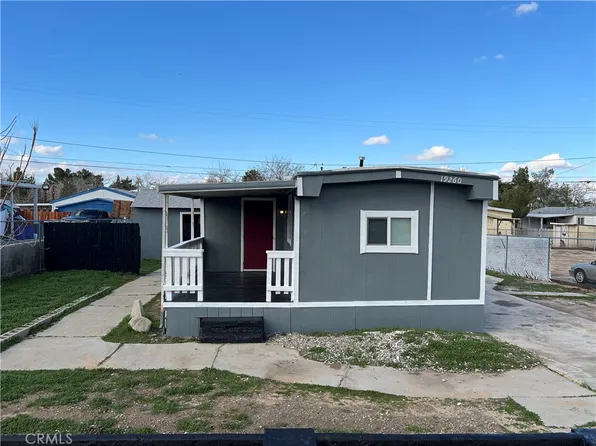 19260 Hinton St, Hesperia, CA 92345