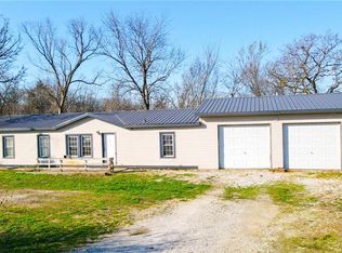 20908 County Road 283, Hermitage, MO 65668