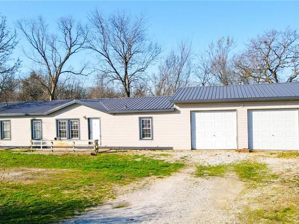 20908 County Road 283, Hermitage, MO 65668
