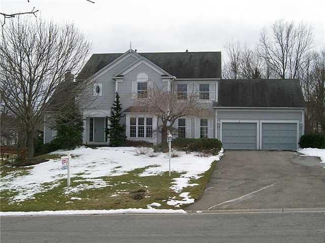 1st image of 4 Glenmore Cir