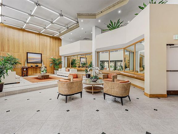 3rd image of 170 Ocean Lane Dr APT 305