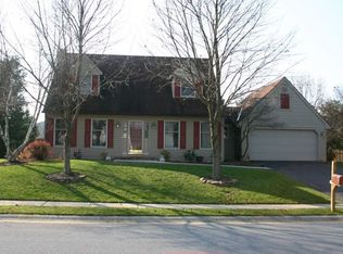 6111 Charing Cros, Mechanicsburg, PA
