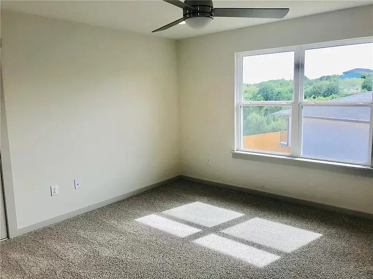 8105 Linnie Ln — Photo 9