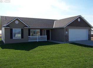 257 E Francolin Ave, Hermiston, OR 97838