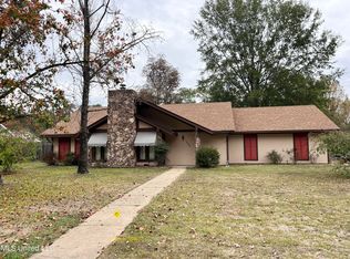 1024 R N Whitfield St, Florence, MS 39073