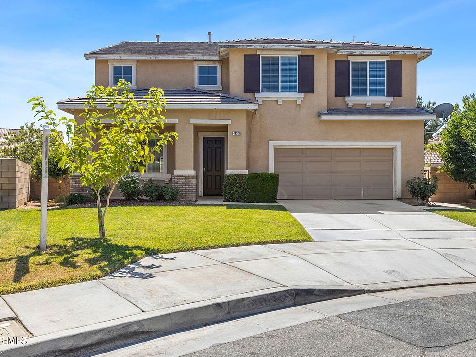 1st image of 44528 Orchard Ln