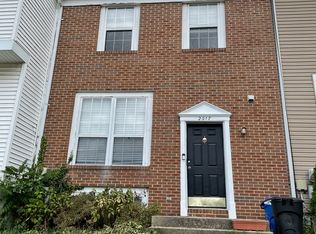 2017 Putnam Rd, Halethorpe, MD 21227