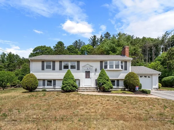 43 Bradford Rd, Weymouth, MA 02190