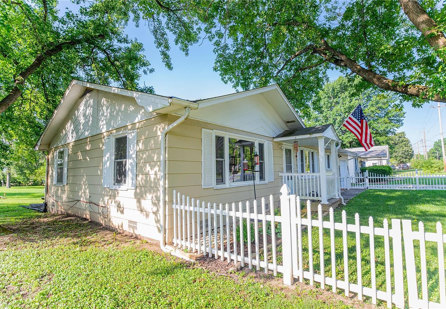 802 W Washington St, Saint James, MO 65559 MLS 23044347 Zillow