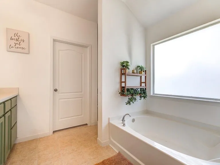 18919 Squirrel Oaks Dr — Photo 16