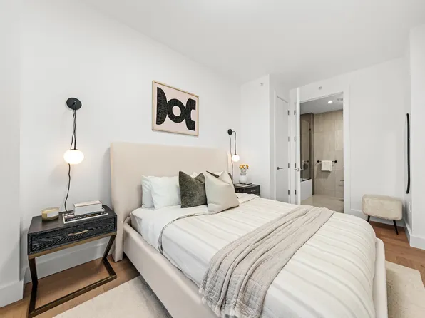 526 Baltic Street image 9 of 62