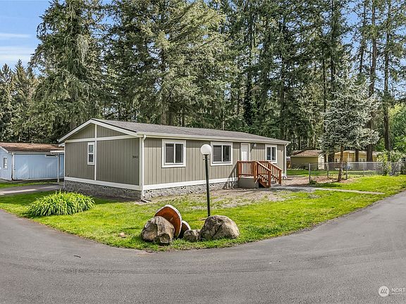 2nd image of 20415 135th Avenue E #14