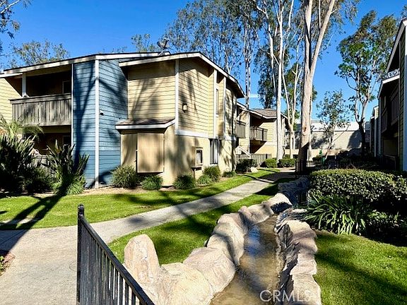 3rd image of 3535 Banbury Dr APT 88