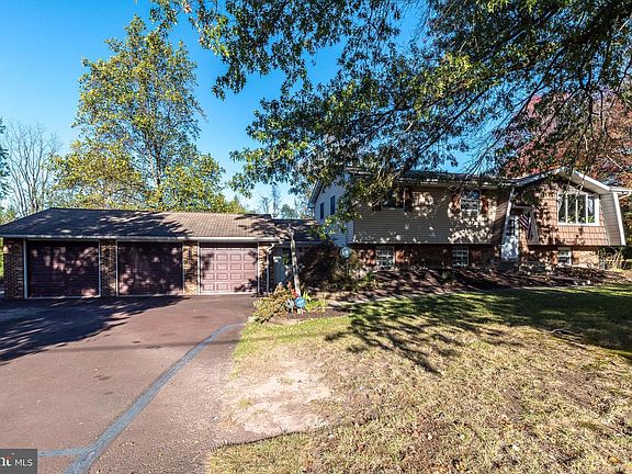 3rd image of 3021 Finland Rd