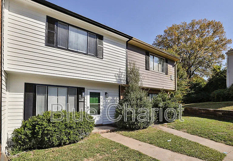 1000 Fargo St #E3 — Photo 1