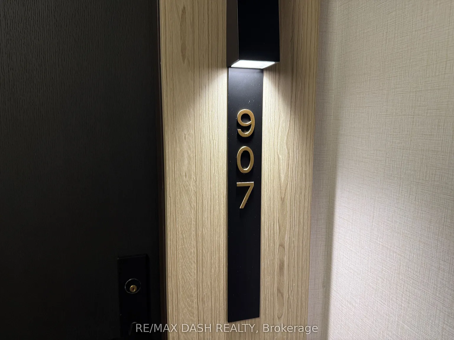 2 bed, $3,470 — Photo 4