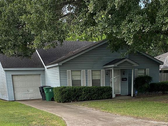 3rd image of 1450 Gardenia Dr