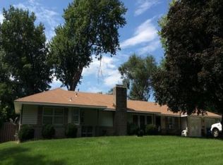 407 SW 21st St, Blue Springs, MO 64015