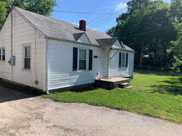 817 Douglas Ave