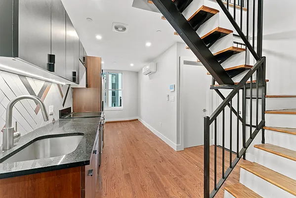 Rented by Freestone Property Group | media 2