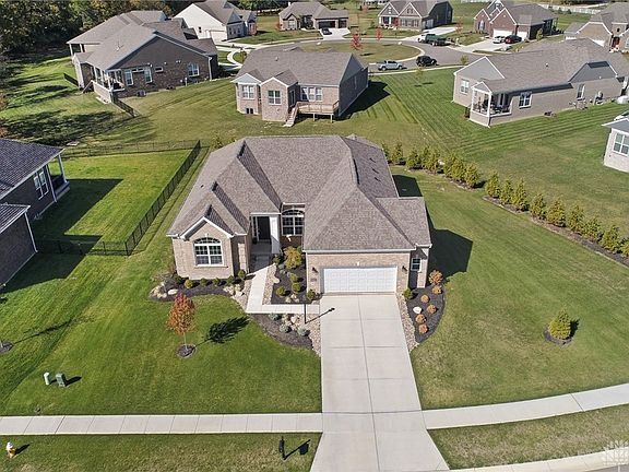 3rd image of 9347 Buckboard Dr