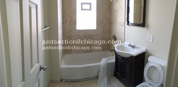 2nd image of 3924 W Gladys Ave #2
