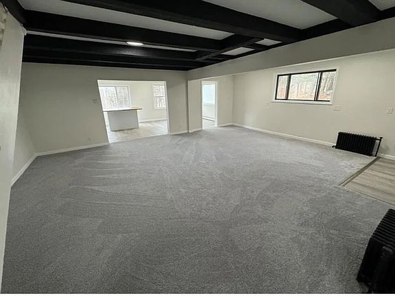 2nd image of 184 Mary St #1