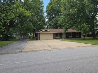 4321 S Ridgecrest Drive, Springfield, MO 65810