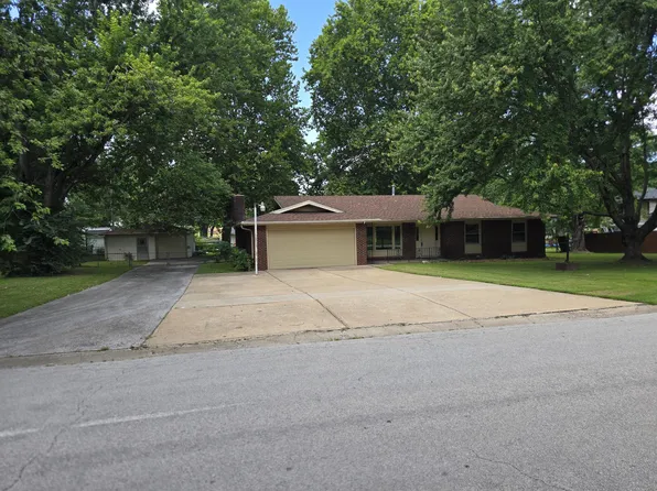 4321 S Ridgecrest Drive, Springfield, MO 65810