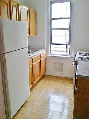 Rented by Bohemia Realty Group | media 2