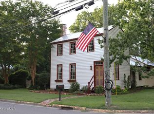 212 Carteret St, Bath, NC 27808
