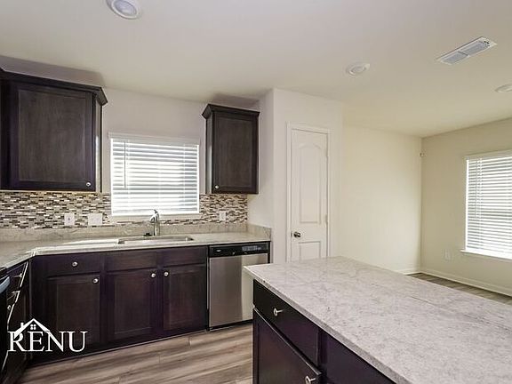 4th image of 123 Palomino Bend Dr