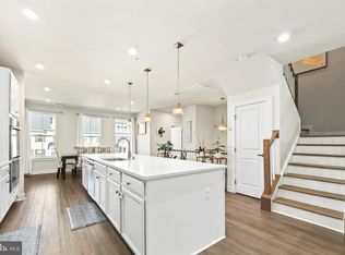 1693 Dunnington Pl, Dumfries, VA 22026