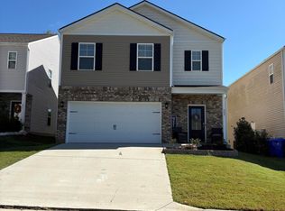 202 Centennial Village Dr, Oak Ridge, TN 37830