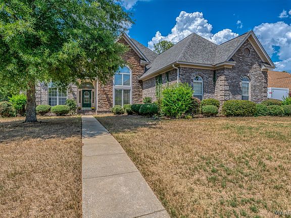4th image of 721 Keeneland Way