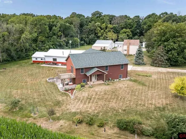 33799 470th St, Kasota, MN 56050