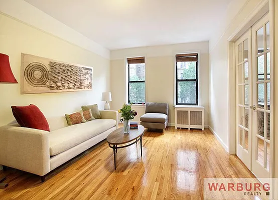 Sold by Warburg | media 16