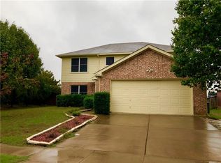 204 Centennial Pl, Crowley, TX 76036