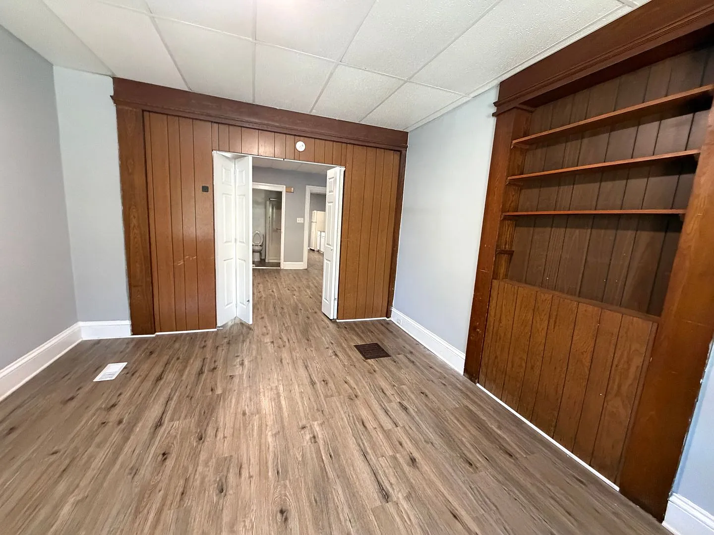 323 Roosevelt Ave. — Photo 3