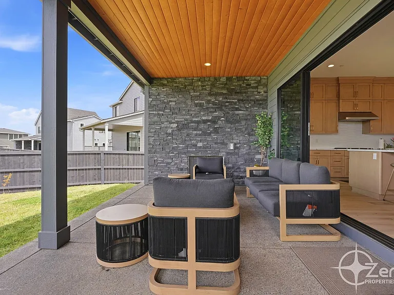 382 W Fir Loop — Photo 12