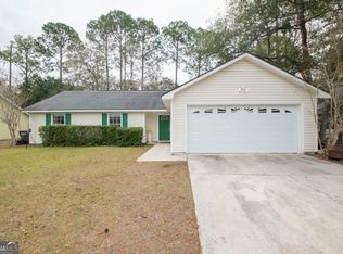 306 McQueen Cir, Saint Marys, GA 31558