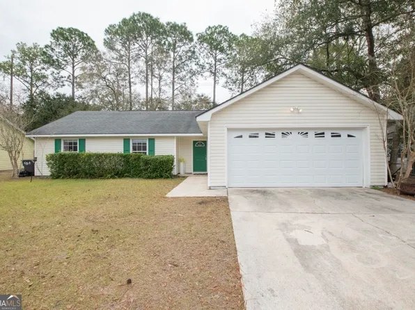 306 McQueen Cir, Saint Marys, GA 31558
