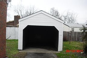 1st image of 207 Elm St