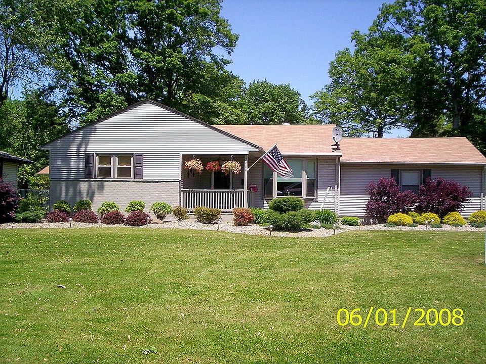 1st image of 3764 Edinburgh Dr