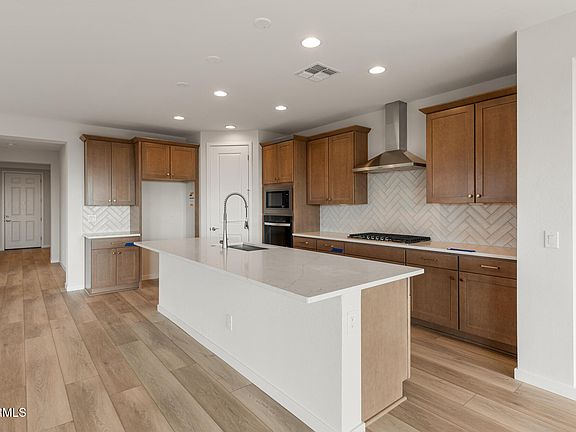 5th image of 7171 W OBERLIN Way