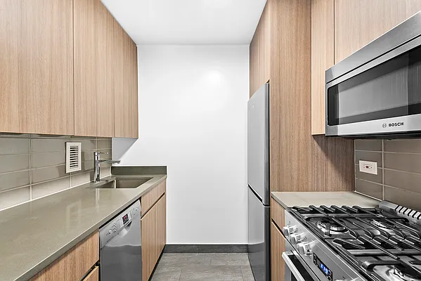 Rented by Corcoran | media 7