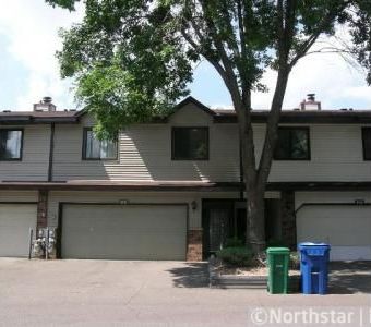 8747 Maplebrook Pkwy N, Brooklyn Park, MN, 55445