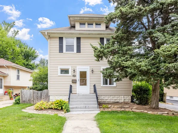 715 Wendall Ave, West Chicago, IL 60185